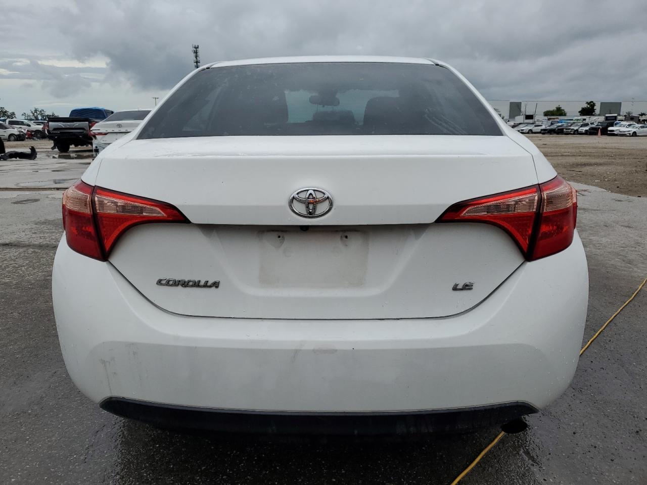 2017 Toyota Corolla L VIN: 5YFBURHE1HP680459 Lot: 73136204