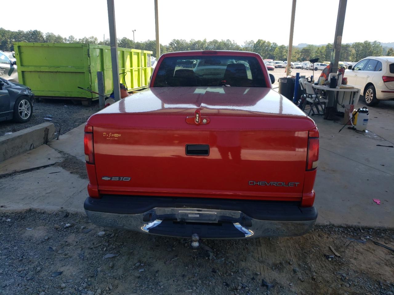 2002 Chevrolet S-10 Pickup - Image 6