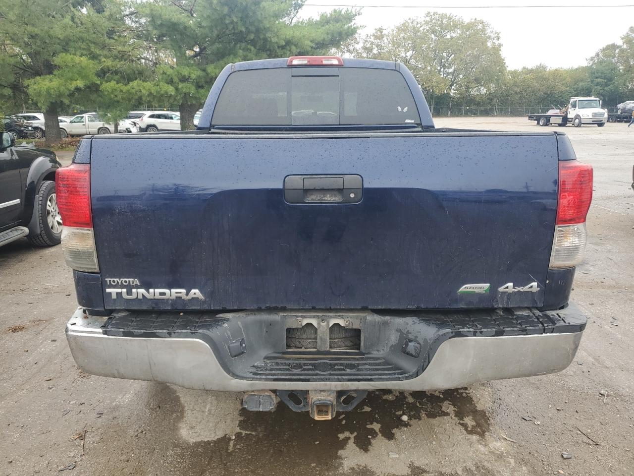 5TFUW5F12BX200191 2011 Toyota Tundra Double Cab Sr5