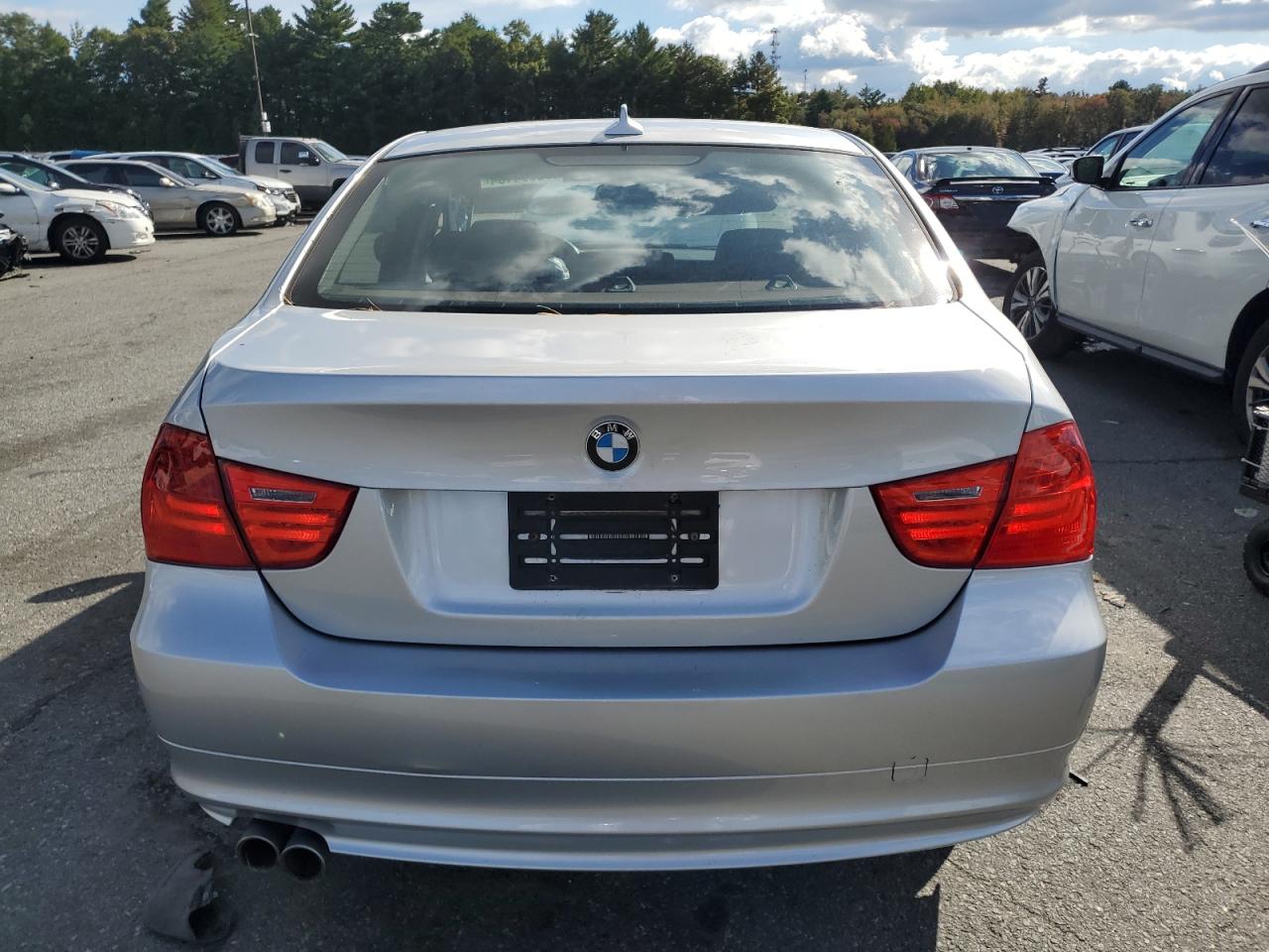 WBAPK5G57BNN31934 2011 BMW 328 Xi Sulev