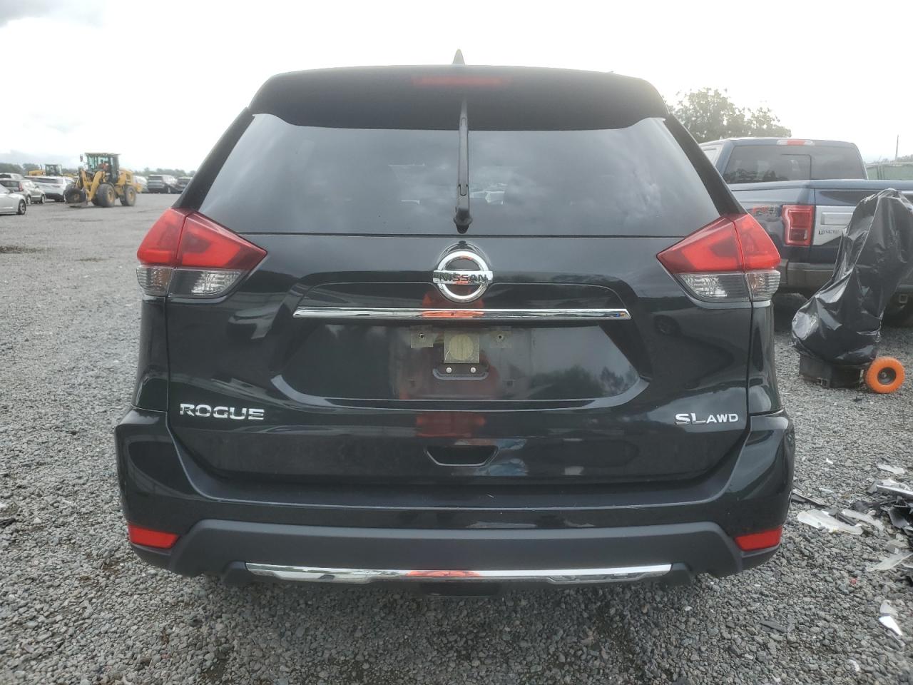 2018 Nissan Rogue S VIN: JN8AT2MV6JW311206 Lot: 70763664