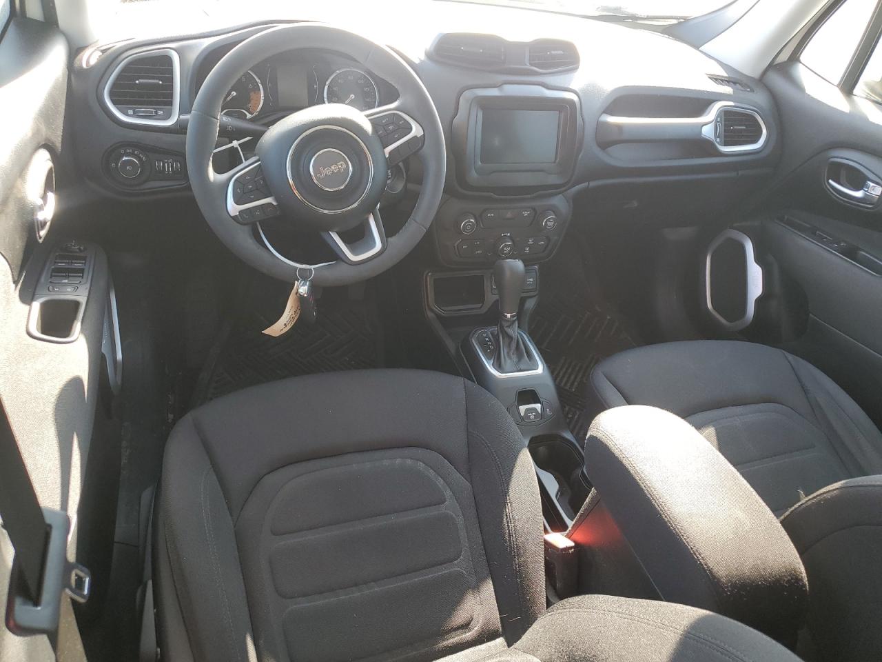 ZACCJABB9JPH93437 2018 Jeep Renegade Latitude