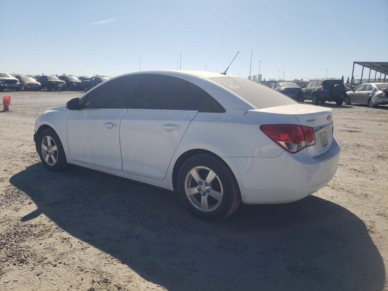 2011 Chevrolet Cruze - Image 2