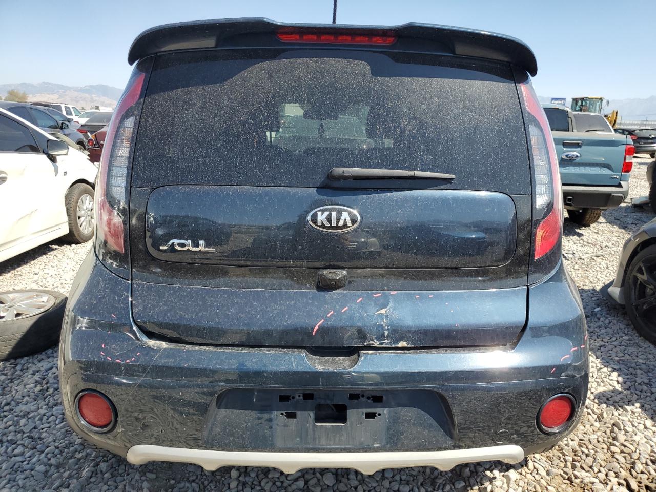 2019 Kia Soul + VIN: KNDJP3A52K7002340 Lot: 71105414