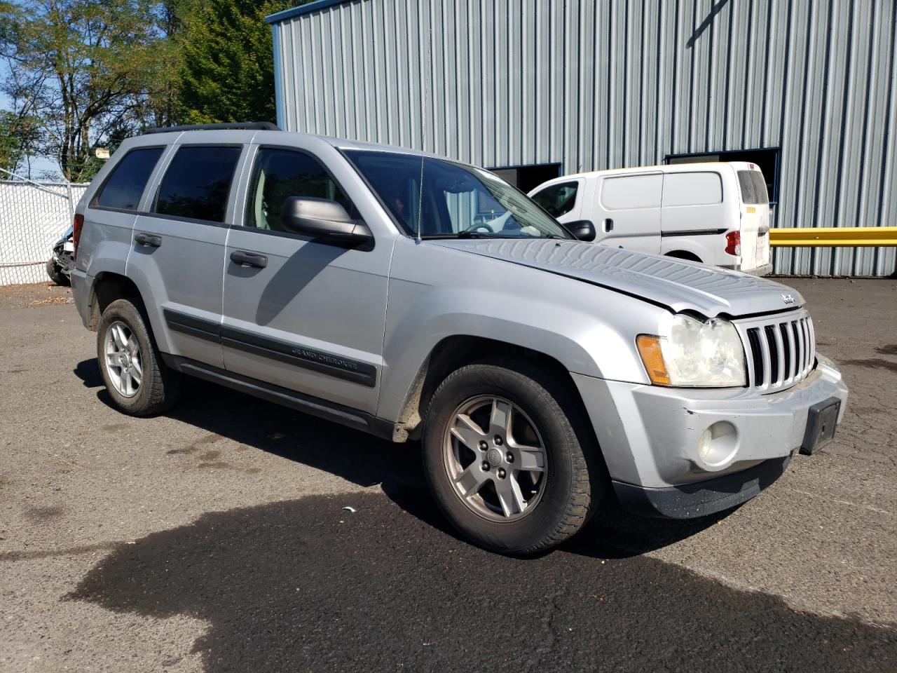 2005 Jeep Grand Cherokee - Image 4