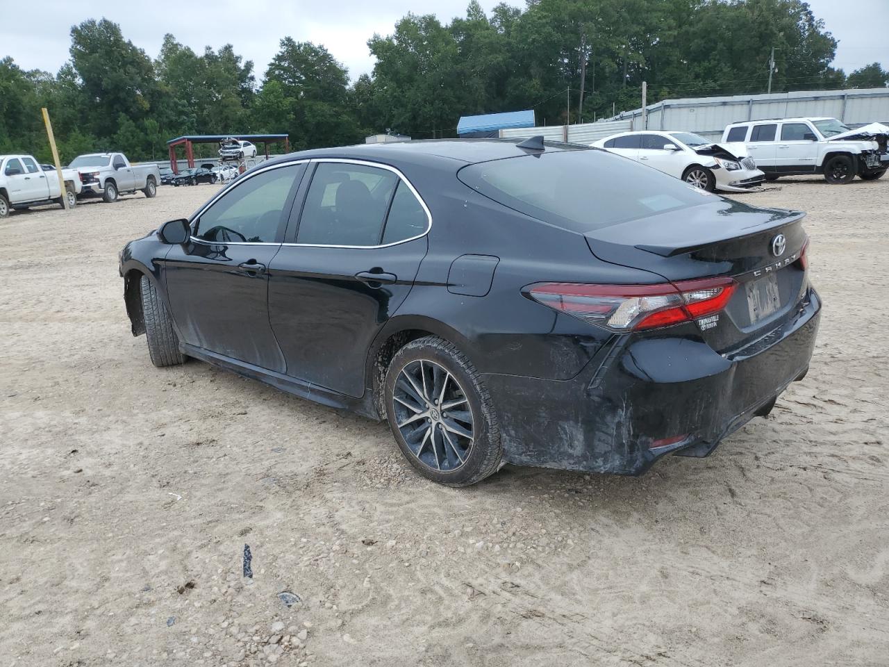 4T1G11AK9MU403809 2021 TOYOTA CAMRY - Image 2