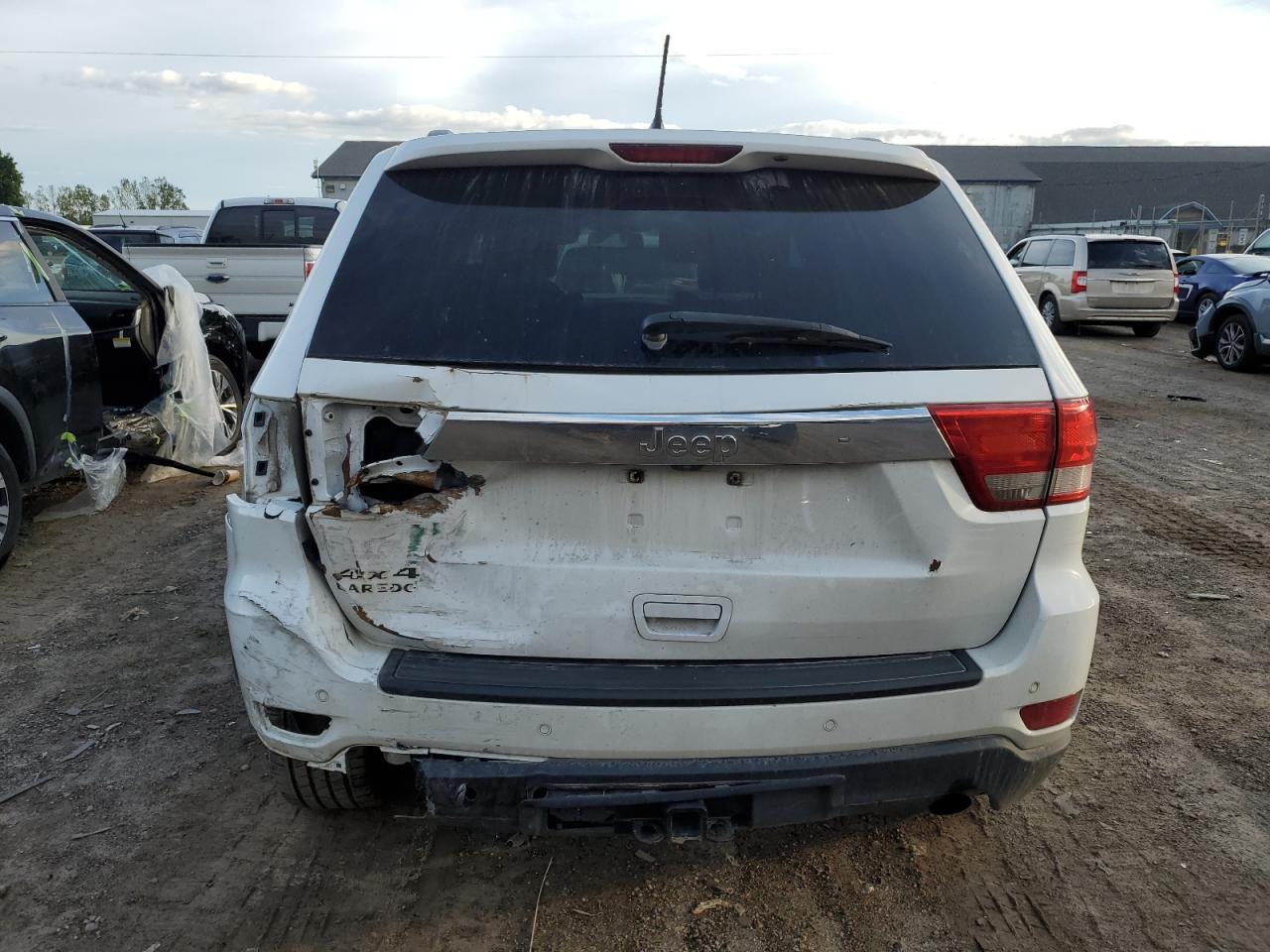 1C4RJFAG4DC518443 2013 Jeep Grand Cherokee Laredo