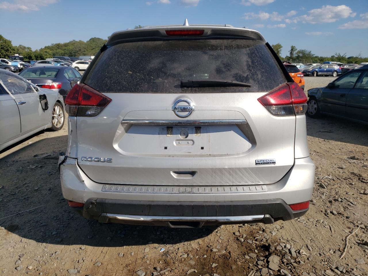 5N1AT2MTXKC840425 2019 Nissan Rogue S