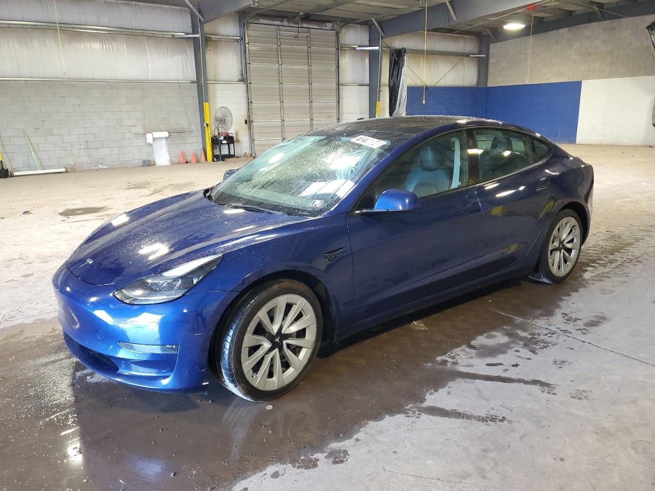 5YJ3E1EA1NF369173 2022 TESLA MODEL 3 - Image 1