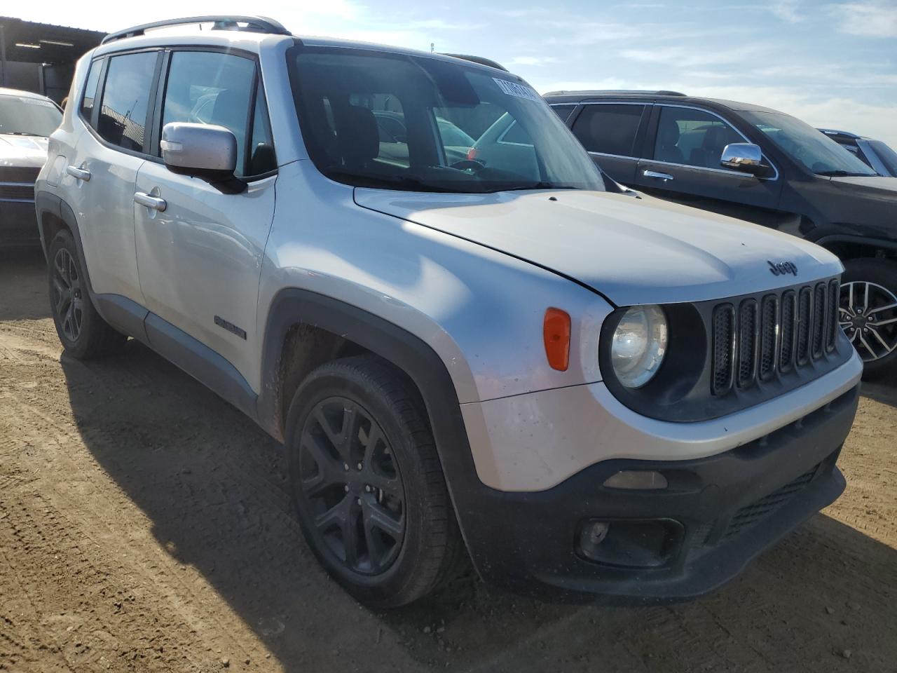 2018 Jeep Renegade - Image 4