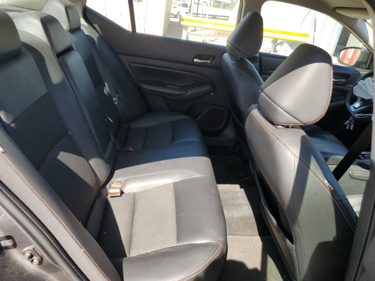 2019 Nissan Altima - Image 10