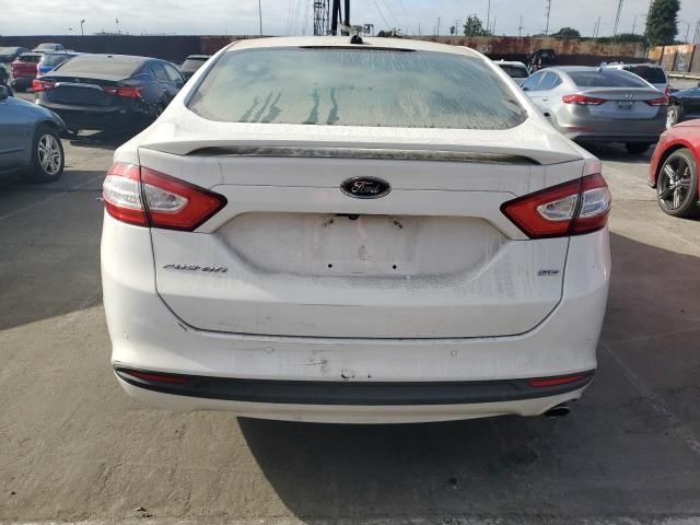 Sedans FORD FUSION 2016 White