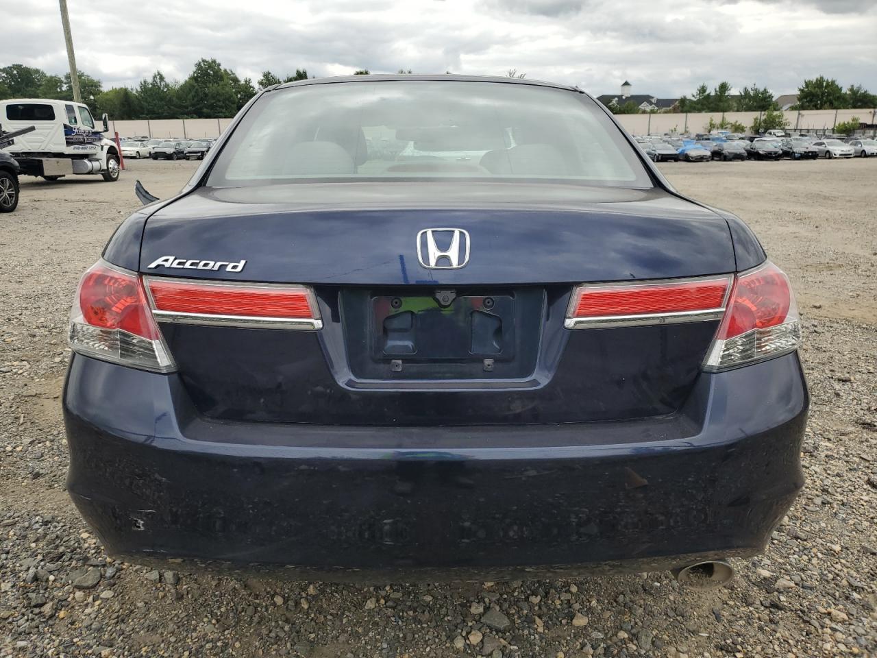 2012 Honda Accord Lx VIN: 1HGCP2F36CA133688 Lot: 70696634