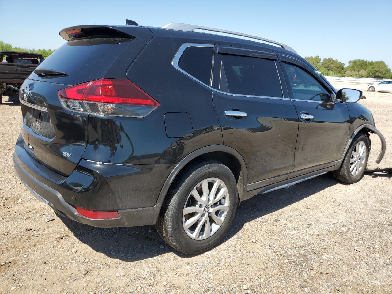 2020 Nissan Rogue - Image 3