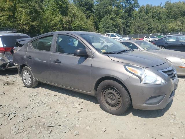 Sedans NISSAN VERSA 2015 Gray