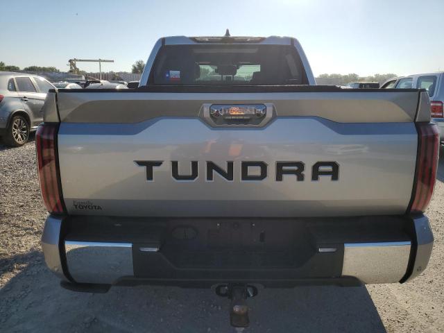  TOYOTA TUNDRA 2022 Silver