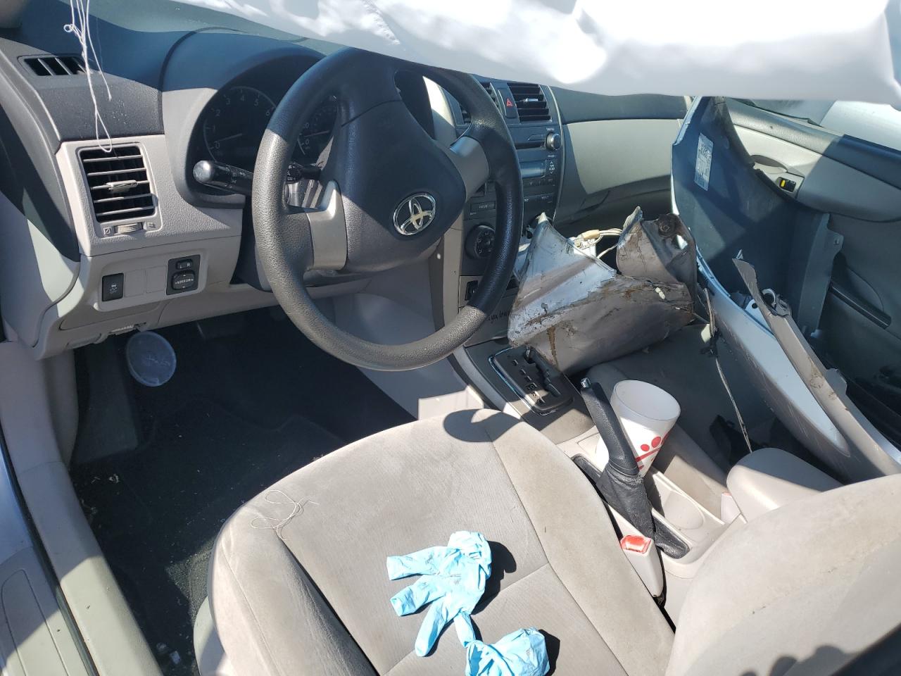 2011 Toyota Corolla - Image 8
