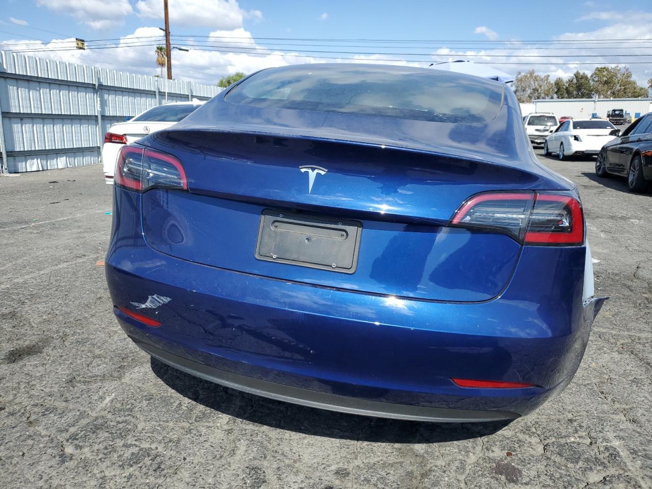 5YJ3E1EA0PF418933 2023 Tesla Model 3