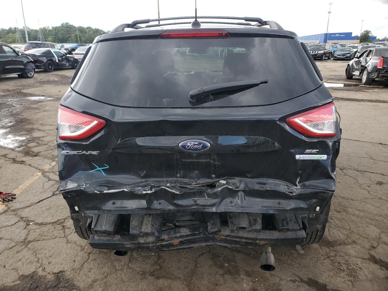 1FMCU0GX1FUA63996 2015 Ford Escape Se