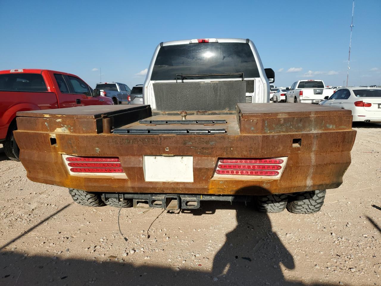 2017 Ford F350 - Image 6