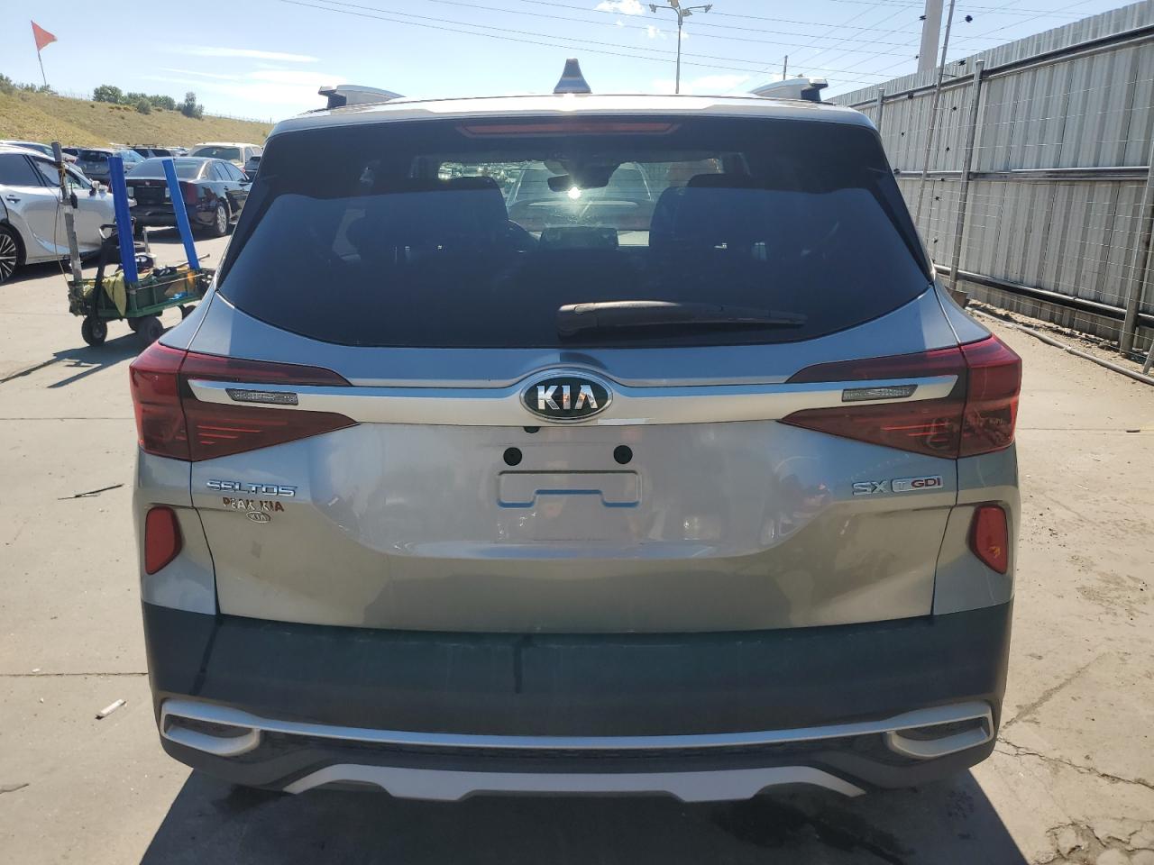 2021 Kia Seltos Sx VIN: KNDETCA2XM7156090 Lot: 71219944