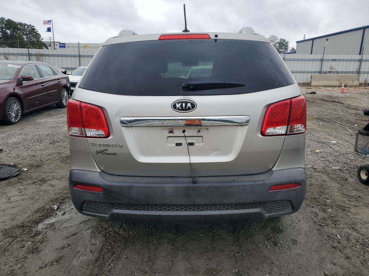 2012 Kia Sorento Base VIN: 5XYKT4A26CG296681 Lot: 70957574