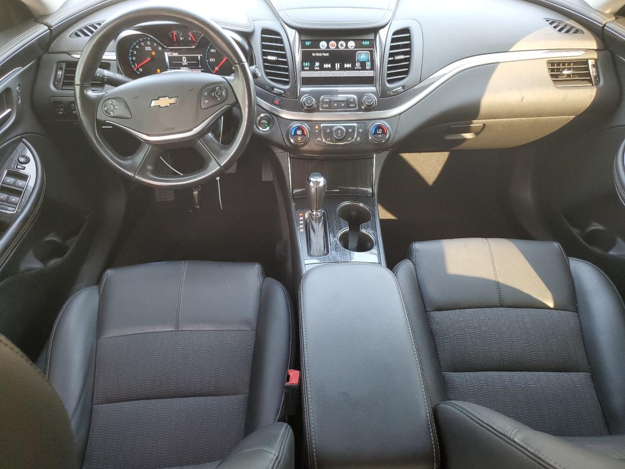 1G11Z5S30KU121629 2019 Chevrolet Impala Lt