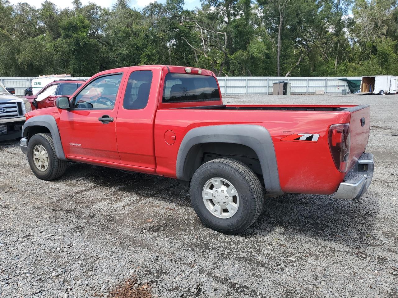2004 Chevrolet Colorado - Image 2
