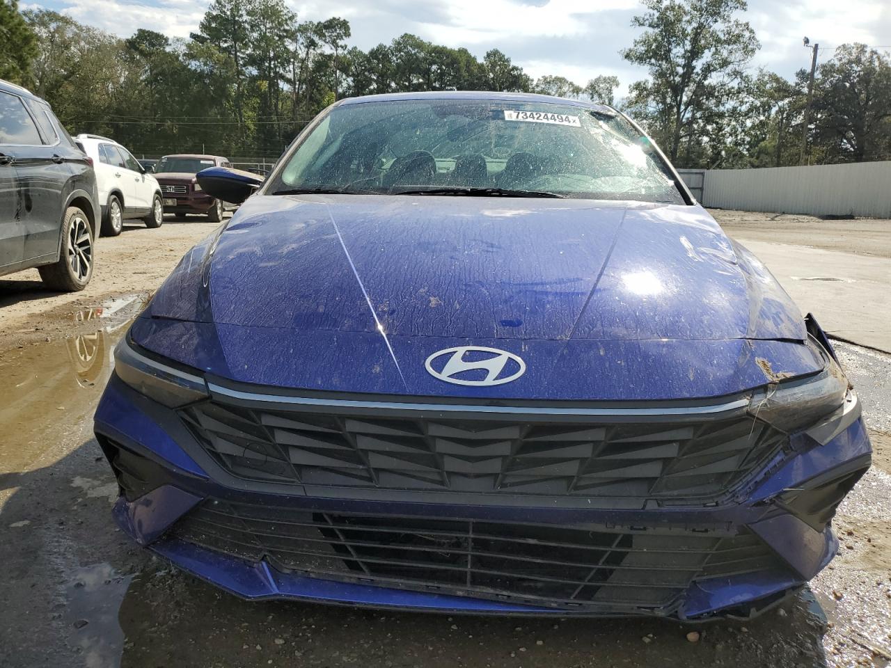 2024 Hyundai Elantra - Image 5