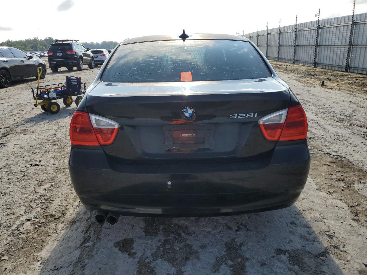 WBAVA33568KX87061 2008 BMW 328 I