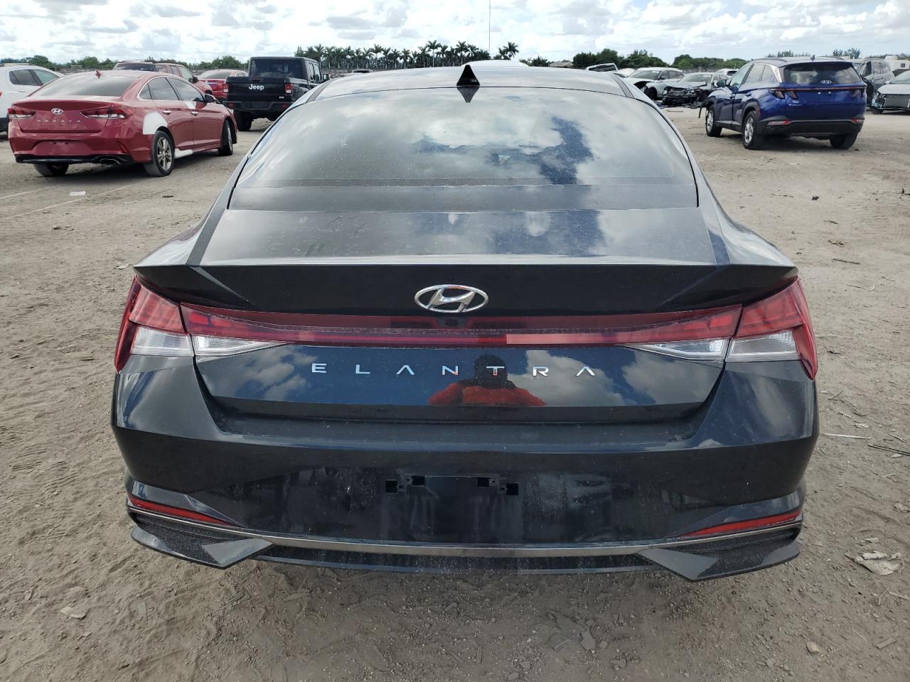 2021 Hyundai Elantra Sel VIN: KMHLN4AG5MU089818 Lot: 73017574