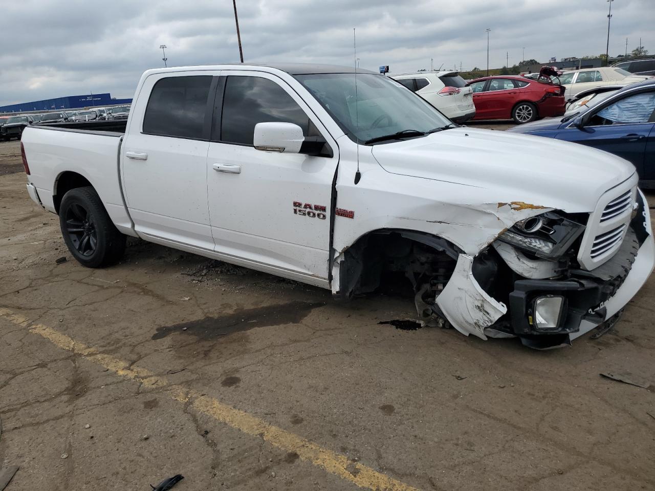 1C6RR7MT3ES352549 2014 Ram 1500 Sport