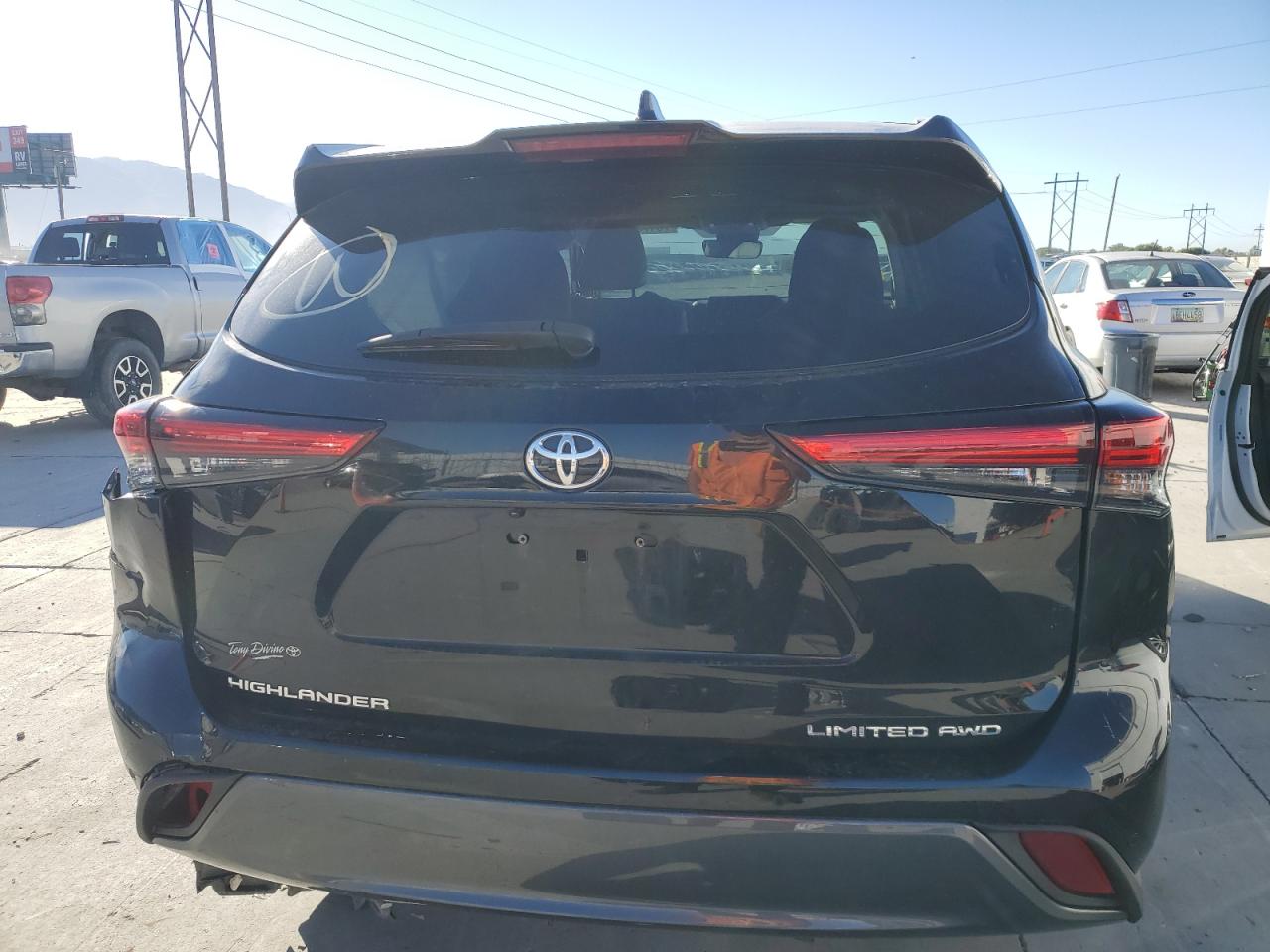 5TDDZRBH5LS053986 2020 Toyota Highlander Limited