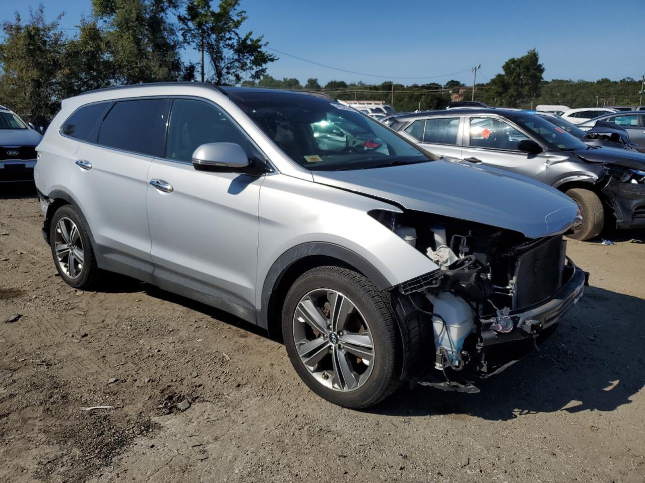 2014 Hyundai Santa Fe - Image 4