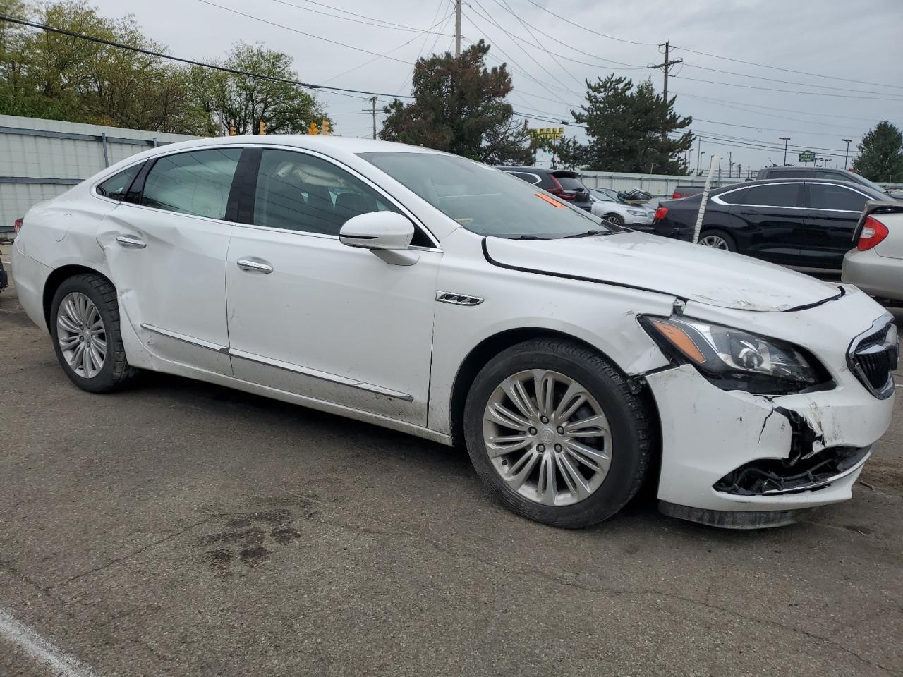 2018 Buick LaCrosse - Image 4
