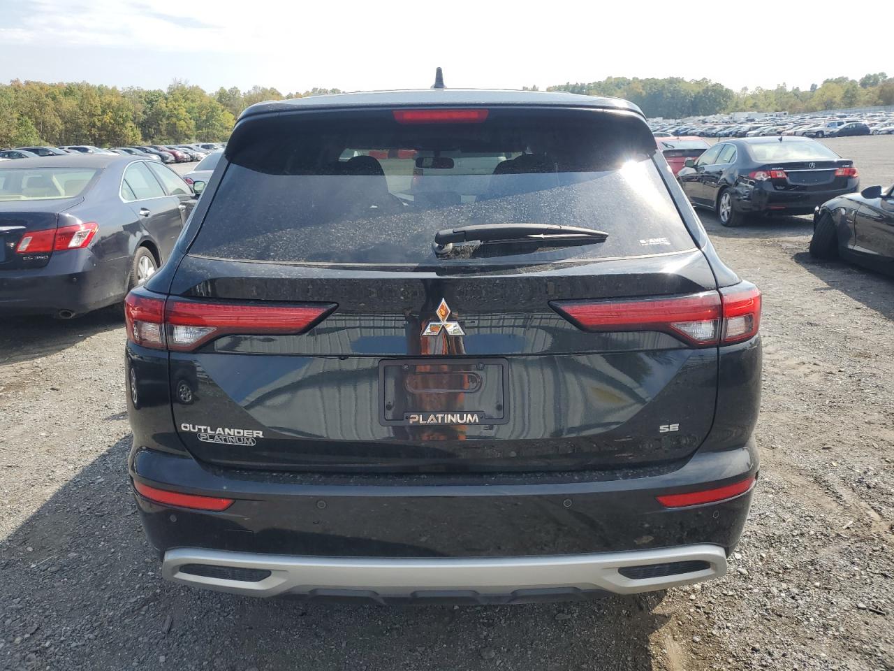 2024 Mitsubishi Outlander Se VIN: JA4J4VA81RZ004586 Lot: 72150474