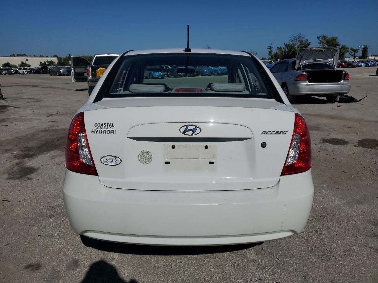 KMHCN4AC7BU608555 2011 Hyundai Accent Gls