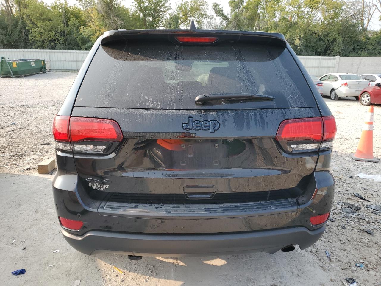 1C4RJFAG6KC641660 2019 Jeep Grand Cherokee Laredo