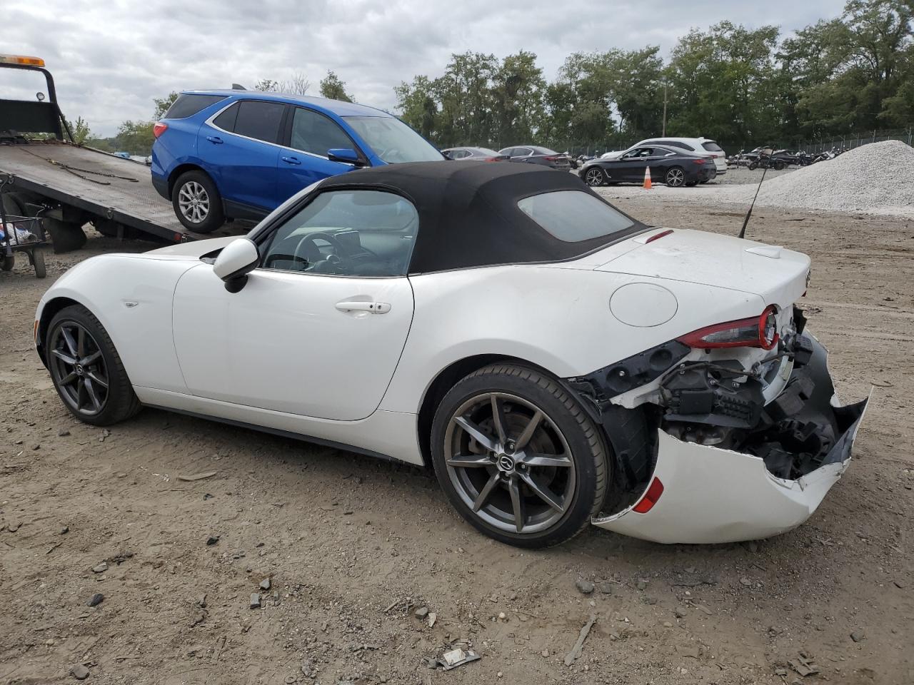 VIN JM1NDAD77G0101666 2016 MAZDA MX5 no.2