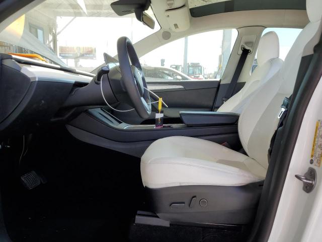  TESLA MODEL Y 2022 Белый
