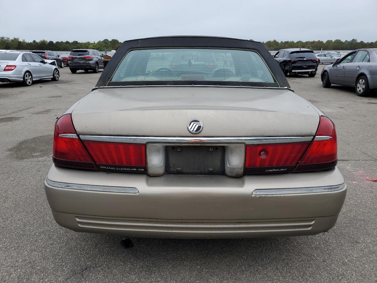 2001 Mercury Grand Marquis Gs VIN: 2MEFM74WX1X646475 Lot: 72855794