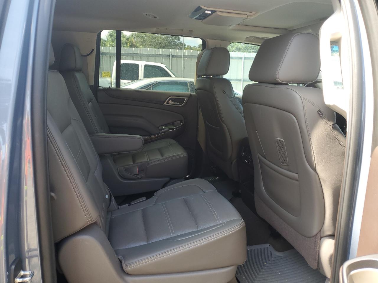 2016 GMC Yukon Xl Denali VIN: 1GKS1HKJ8GR157361 Lot: 73398354