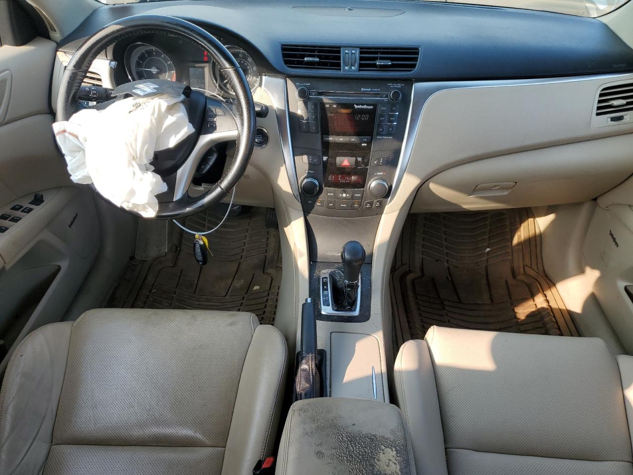 2012 Suzuki Kizashi - Image 8