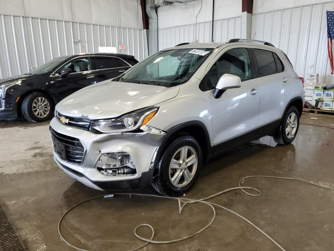 KL7CJPSM7NB533619 2022 CHEVROLET TRAX - Image 1