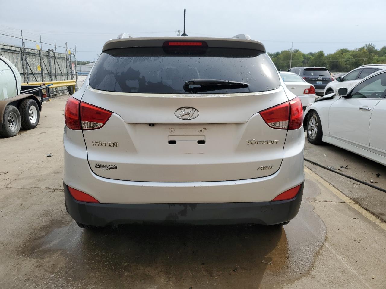 2011 Hyundai Tucson - Image 6