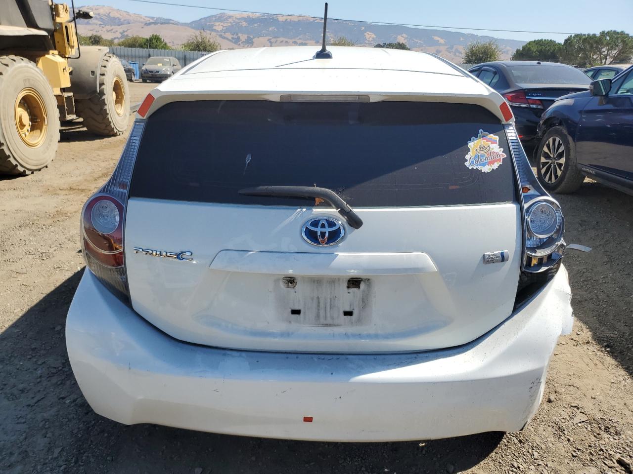 2014 Toyota Prius C VIN: JTDKDTB39E1075979 Lot: 70097114