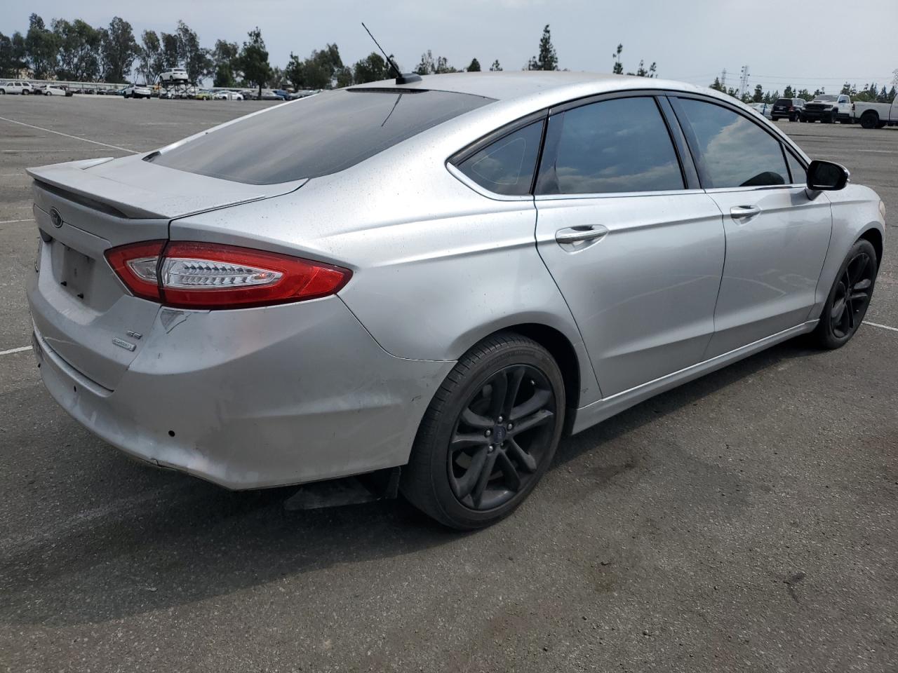 2016 Ford Fusion - Image 3