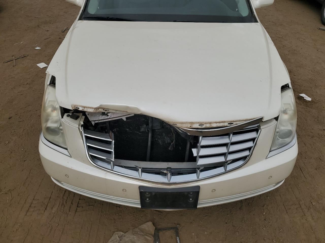 2008 Cadillac Dts VIN: 1G6KD57Y88U183502 Lot: 72351294