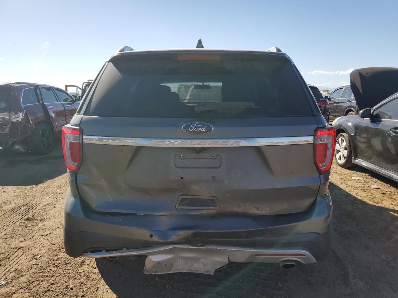 1FM5K8D85GGC48188 2016 Ford Explorer Xlt