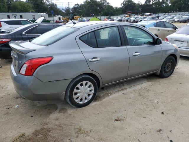  NISSAN VERSA 2013 Сріблястий